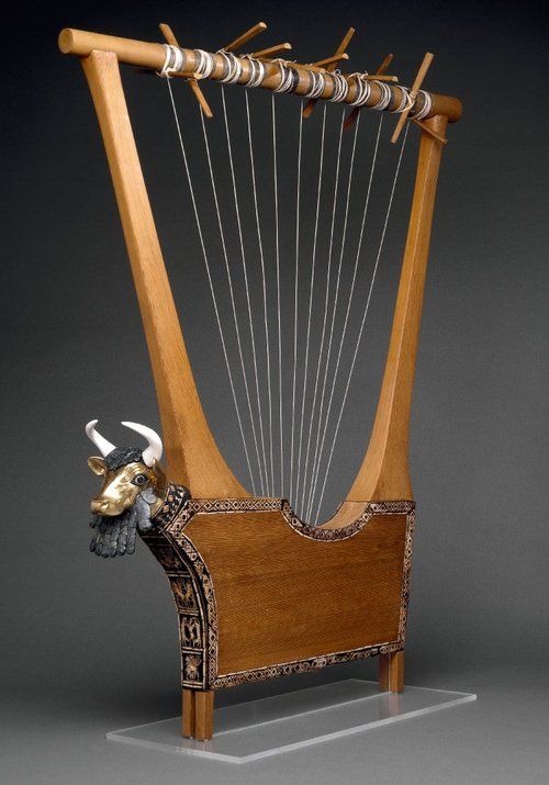 Reconstructed “bull lyre” from Ur. Mid-third millennium BCE. British Museum 121198,a. ©The Trustees of the British Museum. CC By-NC-SA 4.0