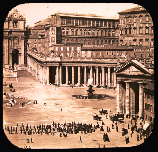 Pilgrims in St. Peter's Square, Vatican 1902. Image courtesy of the authors.