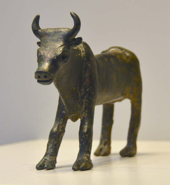 ‘Bull site’ bronze figurine. Photo by Nathaniel Ritmeyer, CC BY-SA.