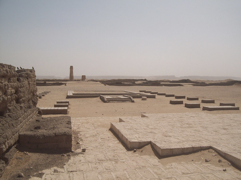 The Small Aten Temple at Akhetaten (Tell el-Amarna). Temples to Aten were open-air structures. © 2009 Kyera Giannini (CC BY 2.0)