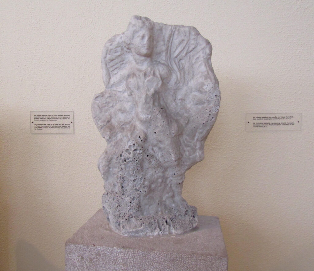 Fig. 3: Unfinished stone sculpture found under water at the harbour of Piraeus, Athens, Greece. Now in the Archaeological Museum of Piraeus. ©Katerina Velentza.