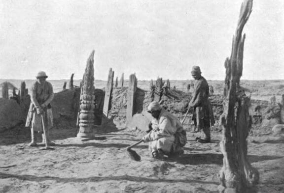 Sir Marc Aurel Stein’s excavations at Lop Nor in the Tarim Basin (Ruins of Desert Cathay Volume I, Plate 124. Public Domain).