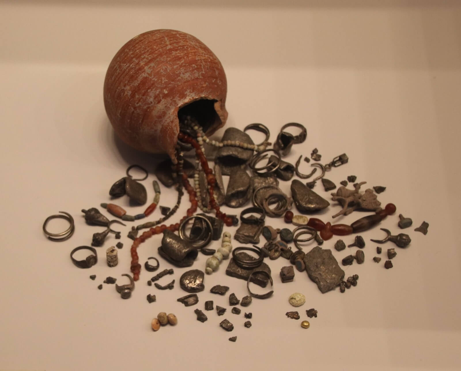 Fig. 3: Silver hoard, Ekron (Israel), 7th century BC, Israel Museum. Photo: Gary Todd via Wikimedia Commons. CC0 1.0 Public Domain.