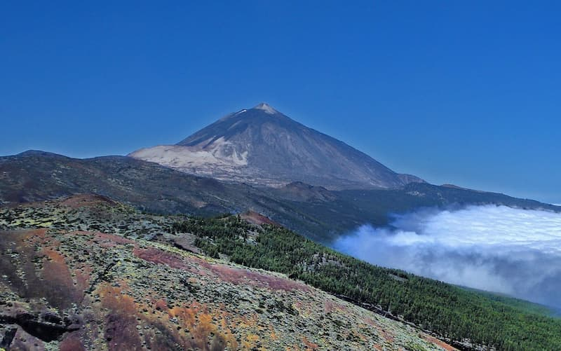 Mount Teide (Tenerife, Spain). Photo by Fornax via Wikimedia Commons, CC By SA 3.0