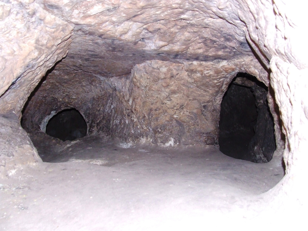 Hiding complex in Horvat Ruma. Photo courtesy Yinon Shivtiel.