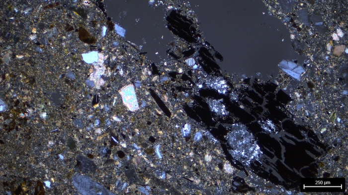 Microphotographs of charcoals in the mudbricks examined from Artashat, Armenia. Photo by M. Lorenzon.