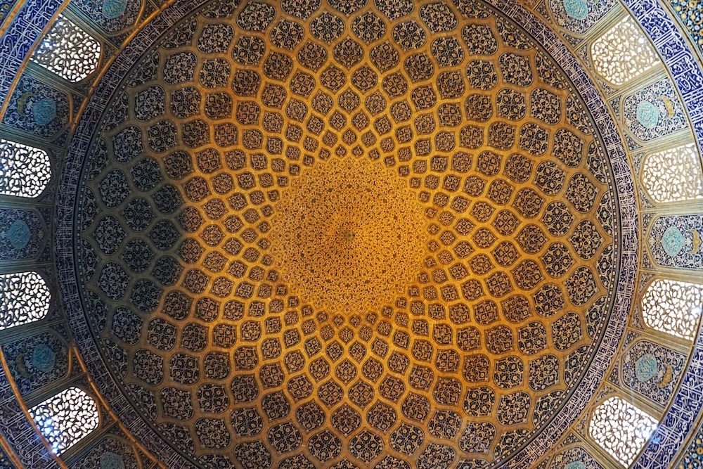 Safavid-era tile work at the Sheikh Lotfollah Mosque, Isfahan, 2016. © Kiersten Neumann.