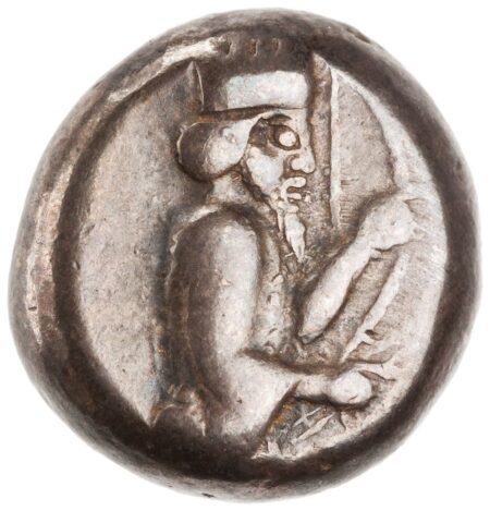 Fig. 1: Siglos with obverse type depicting the Persian king, minted at Sardis, c. 500–485 BCE. Silver; 5.31 g. American Numismatic Society 1941.153.936. Public domain image from the American Numismatic Society.