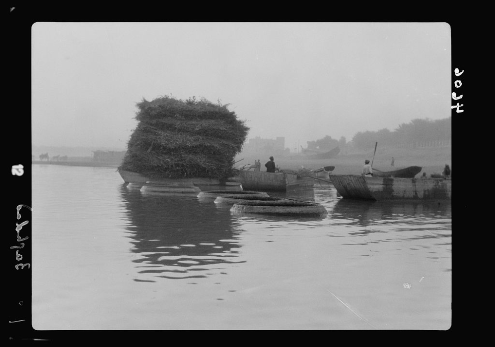Iraq, a barge carrying fuel on the Tigris at Baghdad, 1932. Library of Congress, Matson Collection, LC-M33- 4606 [P&P].